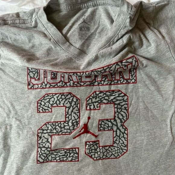 Jordan boys T-shirt size XL - Picture 2 of 2
